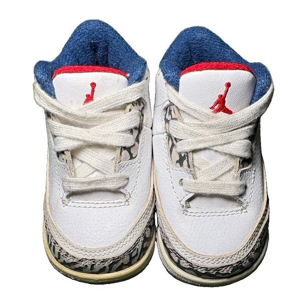 Jordan Air Jordan 3 Kids Sneaker US 3 White/Blue/Red/Gray Leather 832033-106